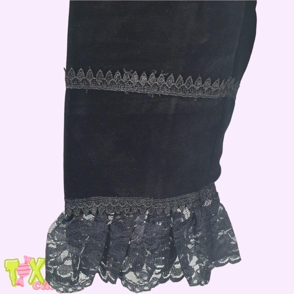 🖤 Gothic Jacket/ Bolero 🦇 Black 🦇 Velvet 🦇 Lace 🖤 - Picture 7 of 8